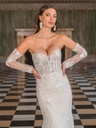 Royal-by-Diane-Legrand-Ariella_DSC3975-Enhanced-NR-Edit.webp