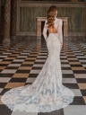 Royal-by-Diane-Legrand-Audrey_DSC3876-Enhanced-NR-Edit.webp