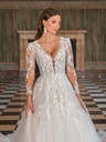 Royal-by-Diane-Legrand-Aurelia_DSC4401-Enhanced-NR-Edit.webp