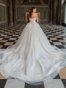 Royal-by-Diane-Legrand-Antoinette_DSC6186-Enhanced-NR-Edit.webp