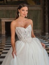 Royal-by-Diane-Legrand-Antoinette_DSC6374-Enhanced-NR-Edit.webp