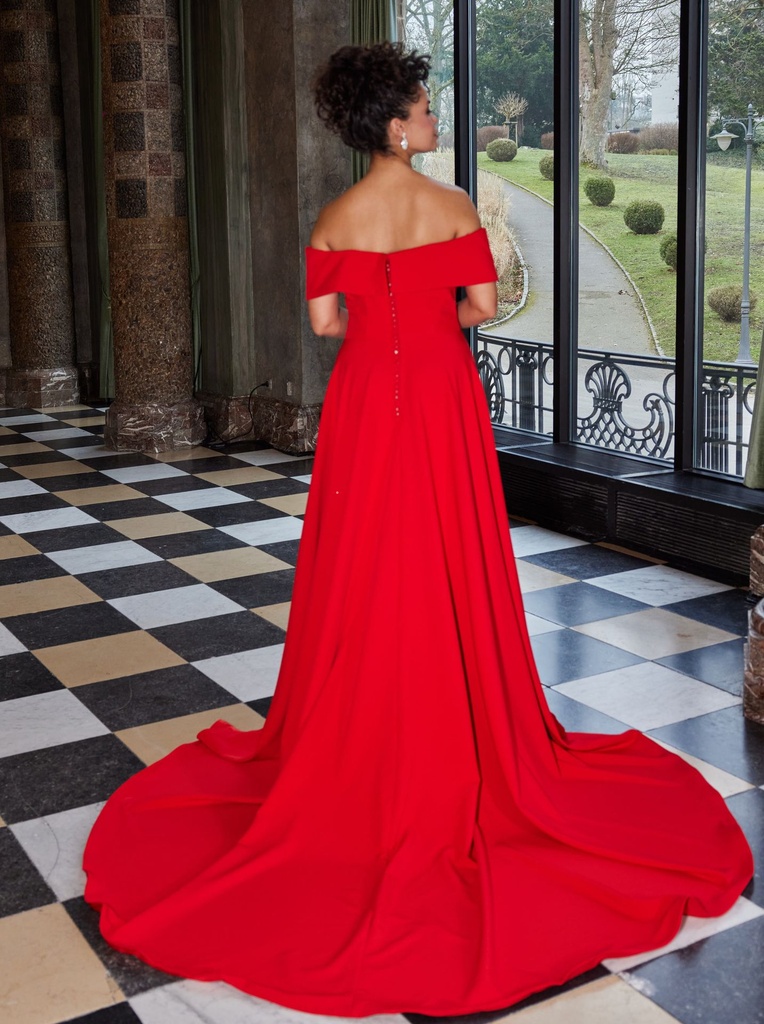 Pearl-1962-red_12A3250.webp