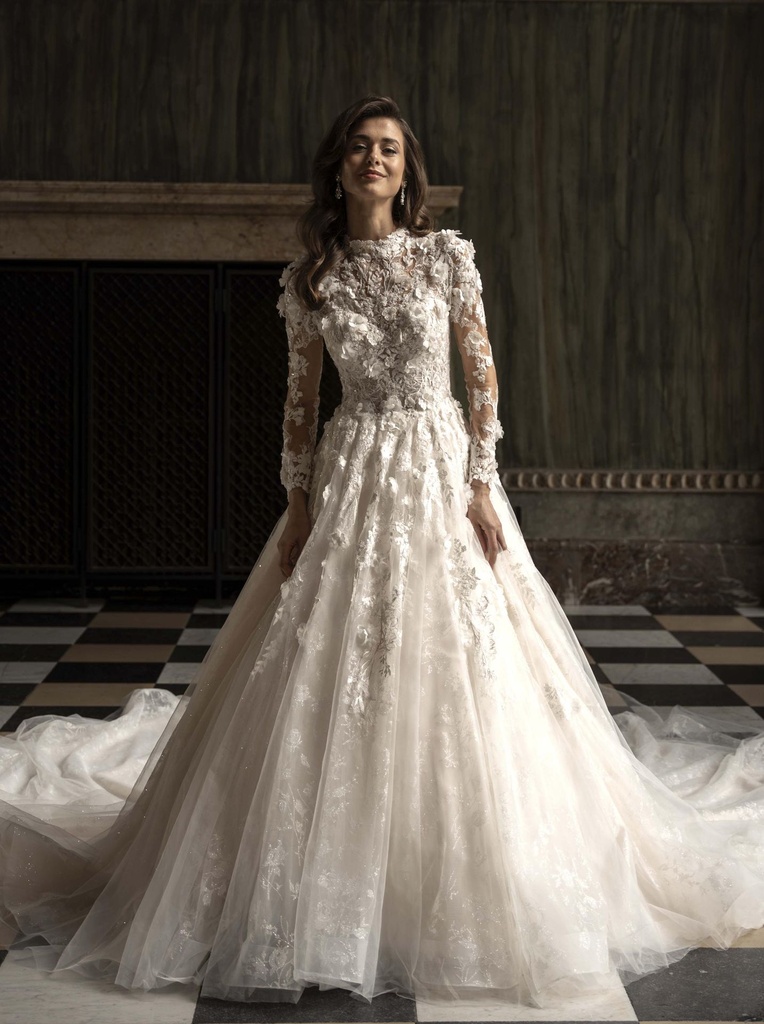 Royal by Diane Legrand Aurora