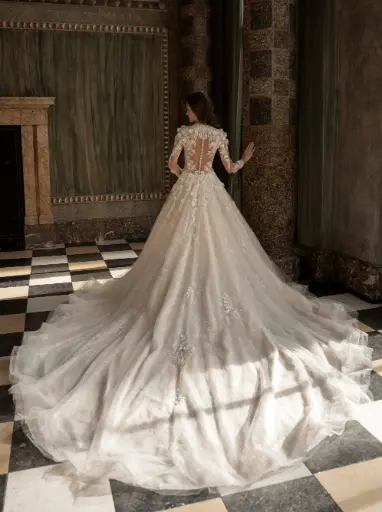 Royal by Diane Legrand Aurora